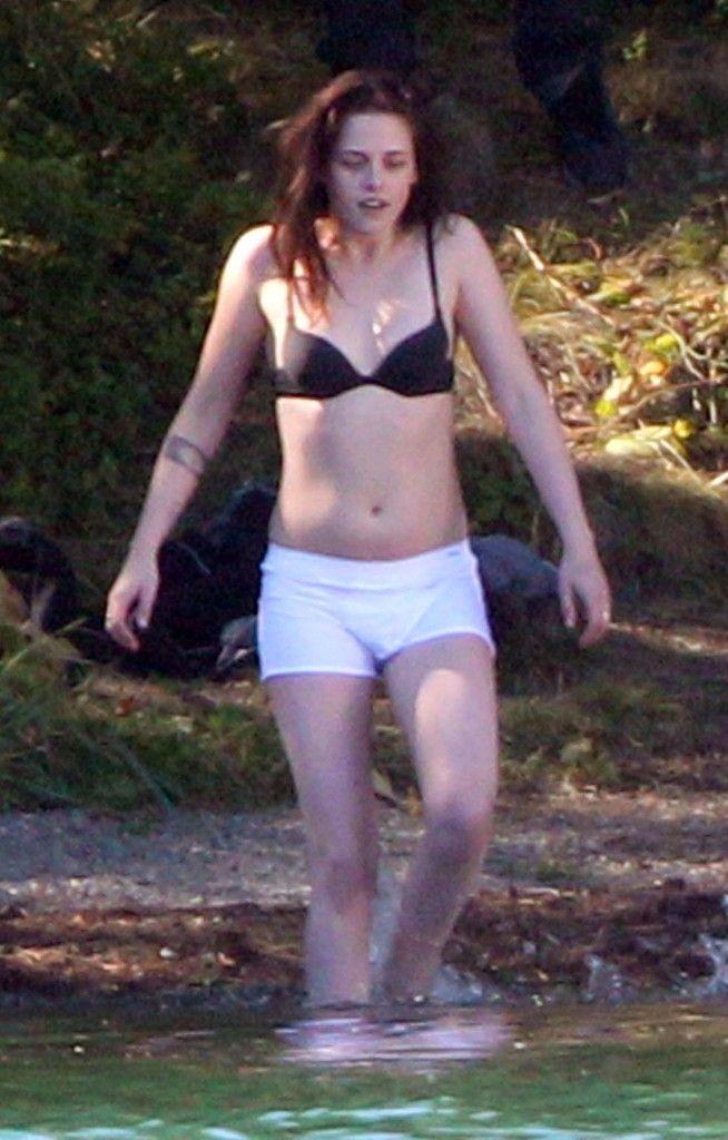 75+ Hot Pictures Of Kristen Stewart Are Epitome Of Sexiness | Best Of Comic Books