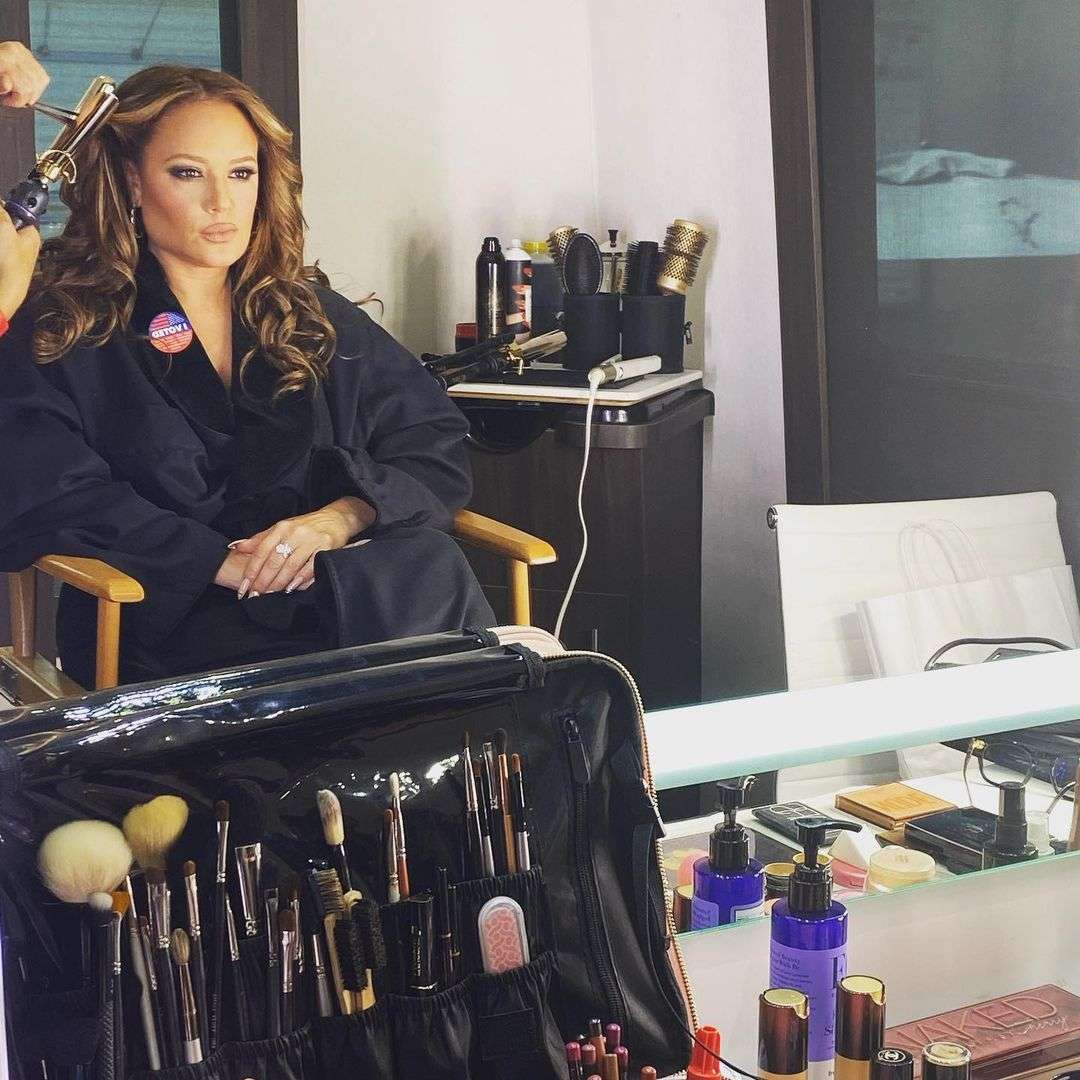 75+ Hot Pictures Of Leah Remini Which Are Here To Make Your Day A Win | Best Of Comic Books