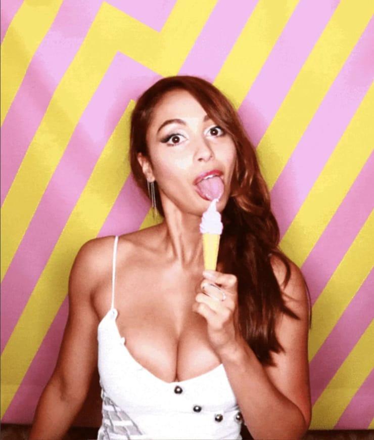75+ Hot Pictures Of Lindsey Morgan Are Here To Make Her Addicted To Her Sex...
