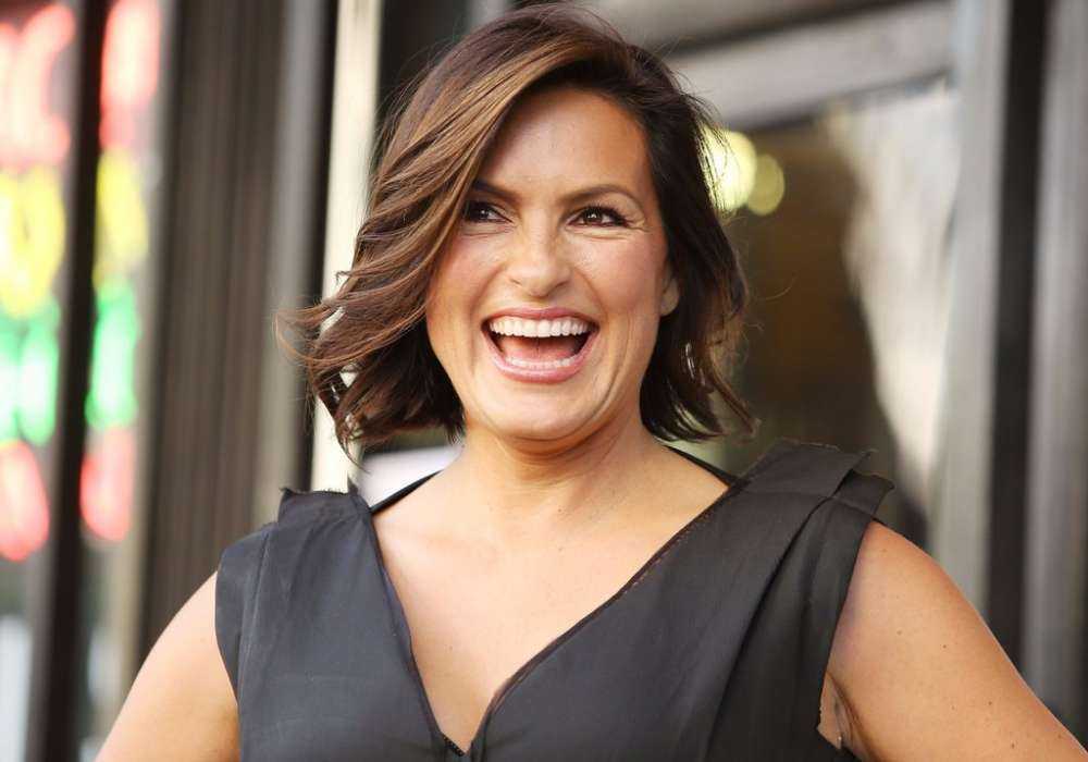 75+ Hot Pictures Of Mariska Hargitay Are Too Damn Hot For Even Her Fans | Best Of Comic Books