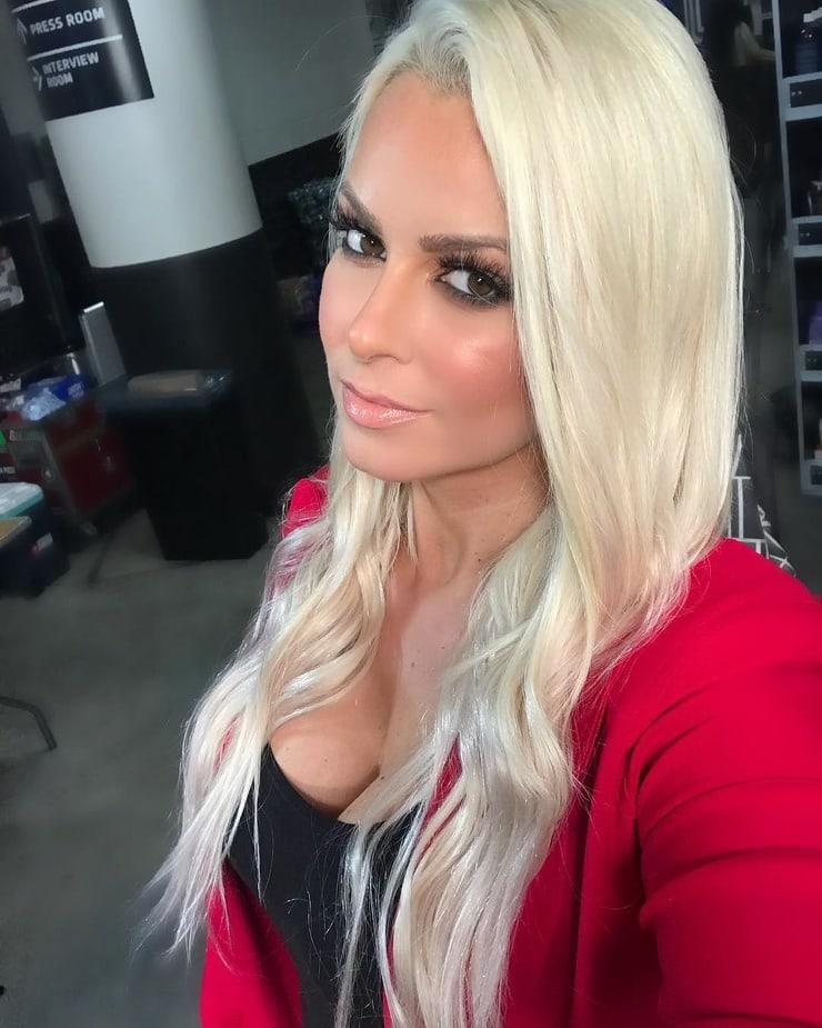 75+ Hot Pictures of Maryse Ouellet Proves that She Is the Sexiest WWE Diva | Best Of Comic Books