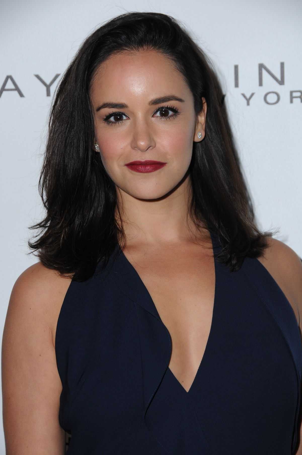 75+ Hot Pictures of Melissa Fumero Explore Her Sexy Body - The Viraler.