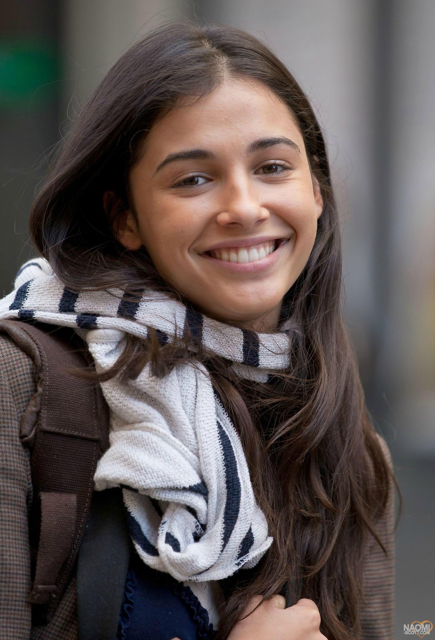 75+ Hot Pictures Of Naomi Scott – Pink Ranger In Power Rangers Movie | Best Of Comic Books