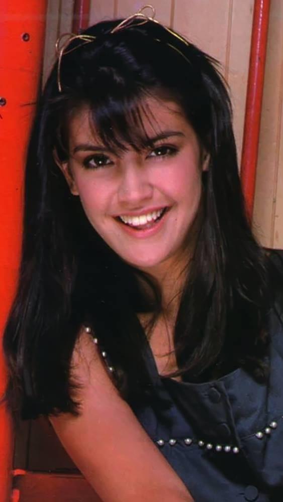75+ Hot Pictures Of Phoebe Cates Which Will Make You Melt | Best Of Comic Books