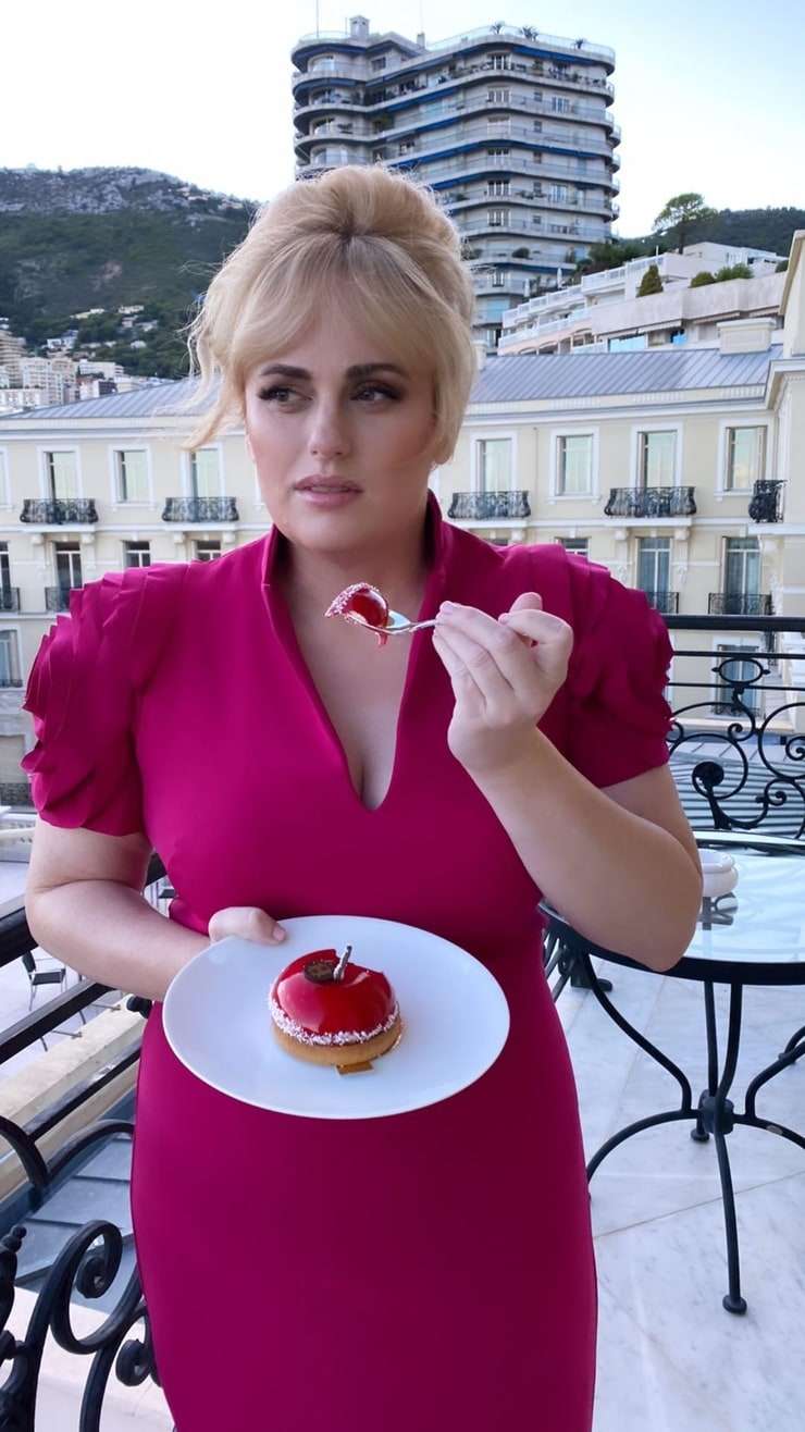 75+ Hot Pictures Of Rebel Wilson Are Seriously Epitome Of Beauty | Best Of Comic Books