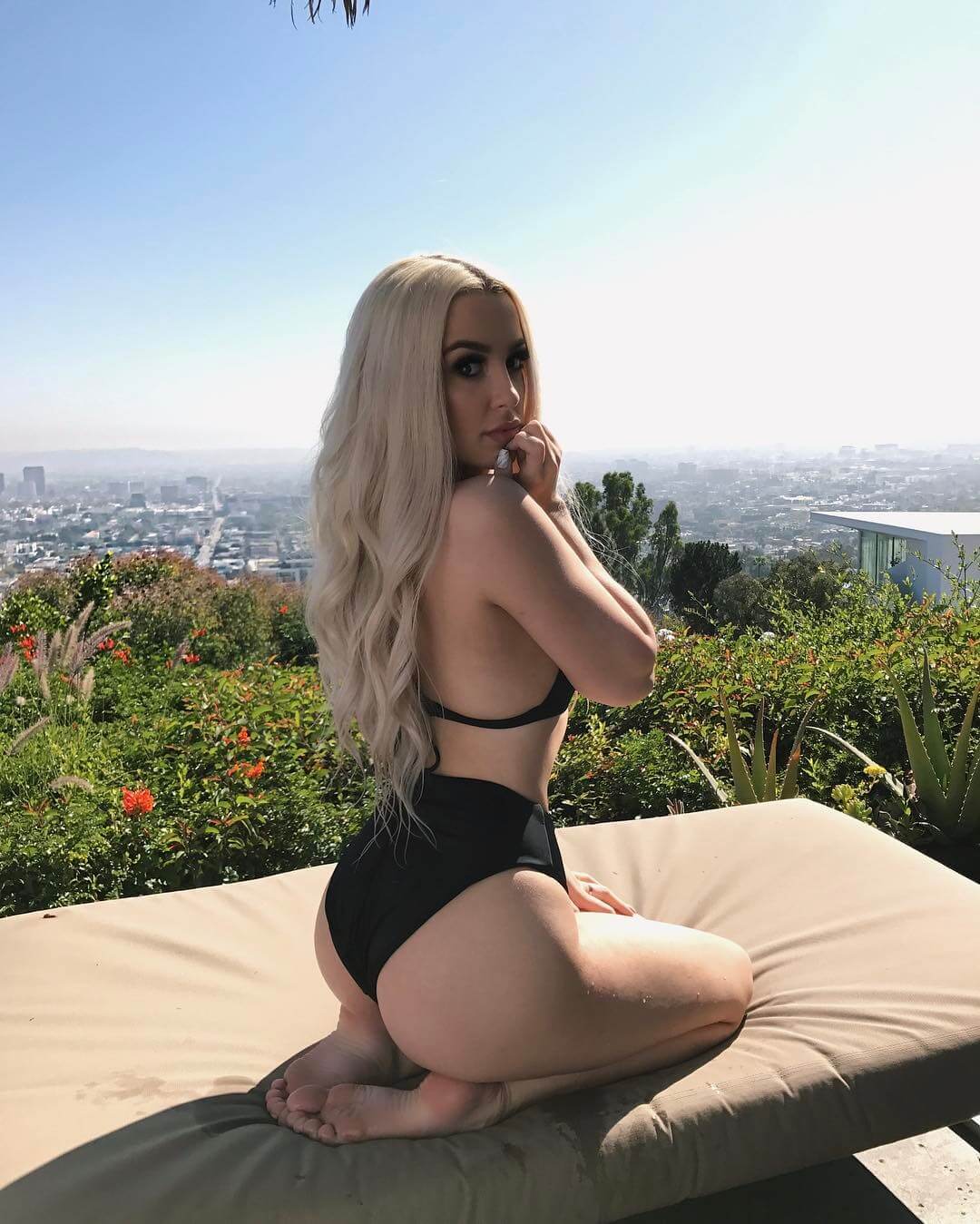 75+ Hot Pictures Of Tana Mongeau Which Are Simply Gorgeous | Best Of Comic Books