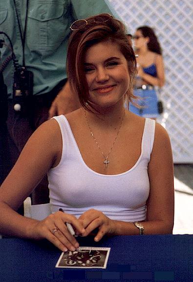 75+ Hot Pictures Of Tiffani Thiessen Are Just Too Damn Sexy Even For Her Fans | Best Of Comic Books