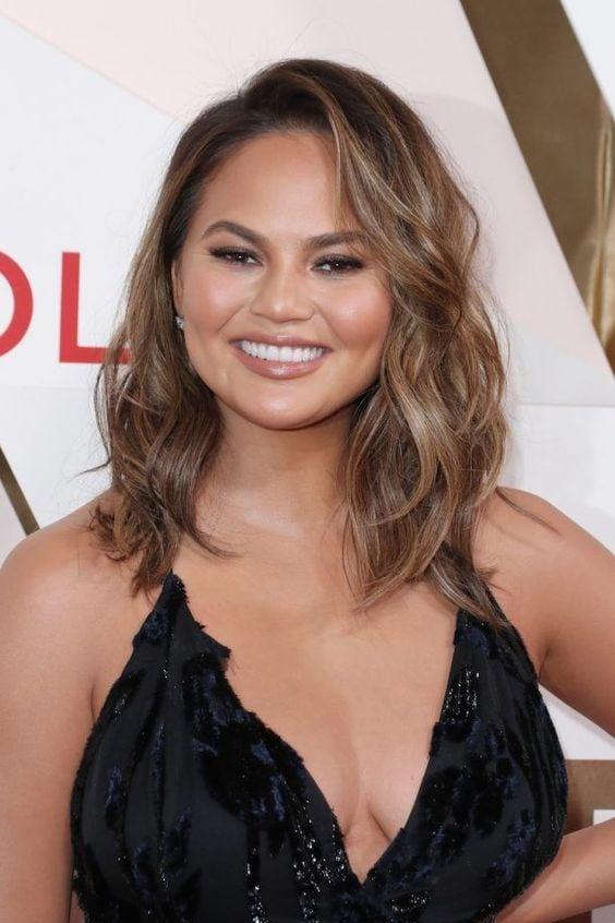 75+ Hottest Chrissy Teigen Pictures That Are Too Hot To Handle | Best Of Comic Books
