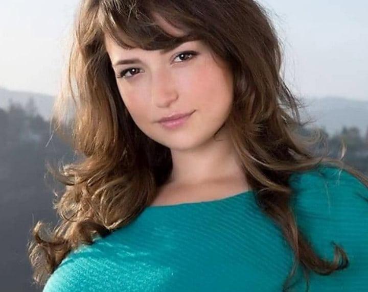 75+ Hottest Milana Vayntrub Pictures That Are Too Hot To Handle | Best Of Comic Books