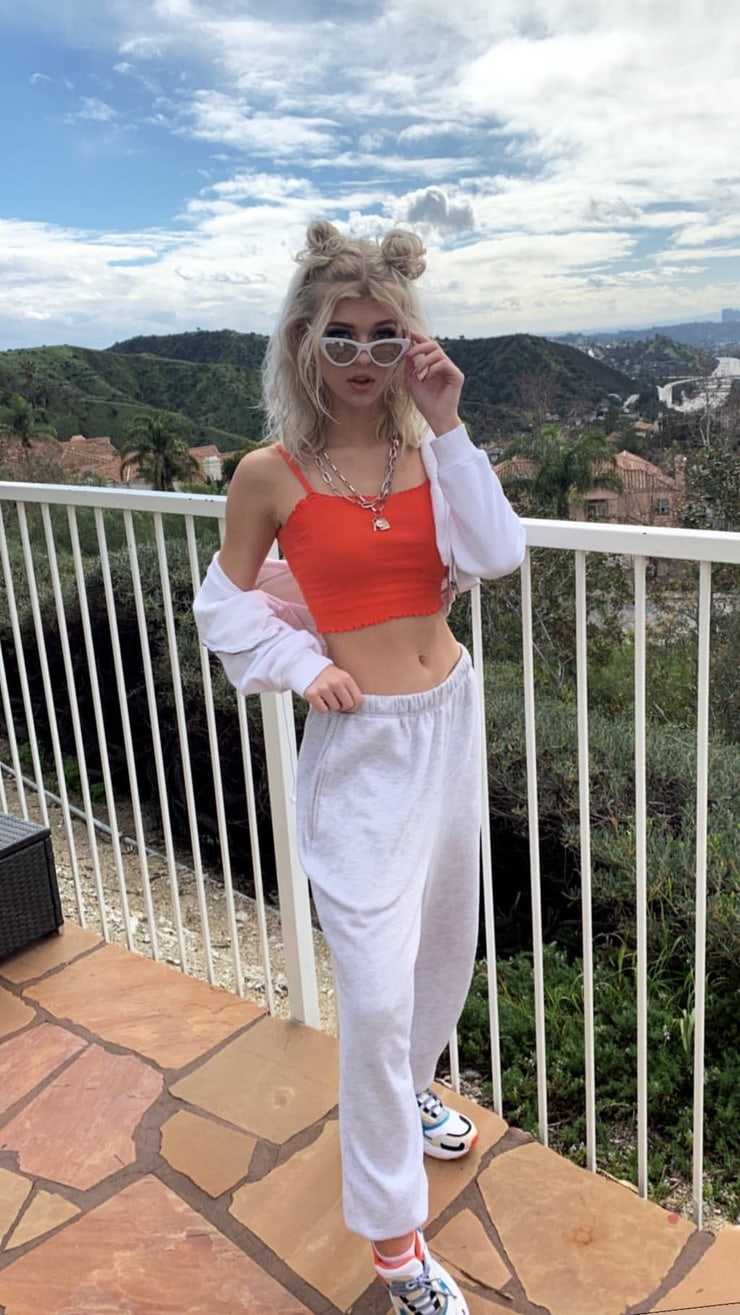 80+ Hot Pictures Of Loren Gray Prove That She Is As Sexy As Can Be | Best Of Comic Books