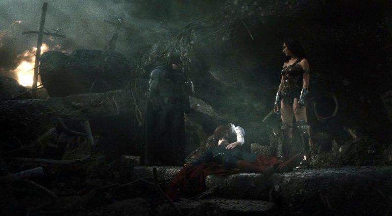 Snyder Reveals Justice League 2 Reference Hidden in Batman v Superman | Best Of Comic Books