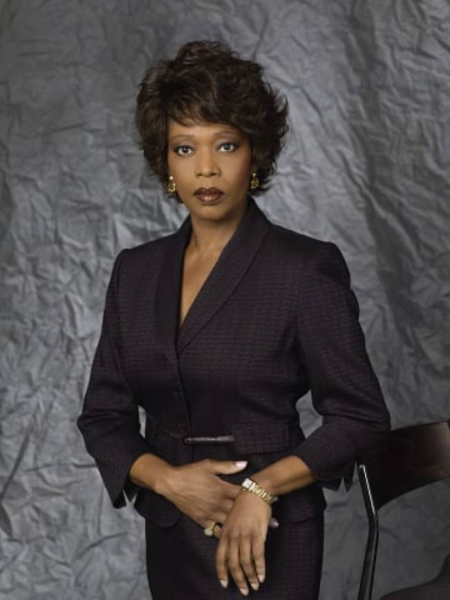 Alfre Woodard Sexiest Pictures (38 Photos)