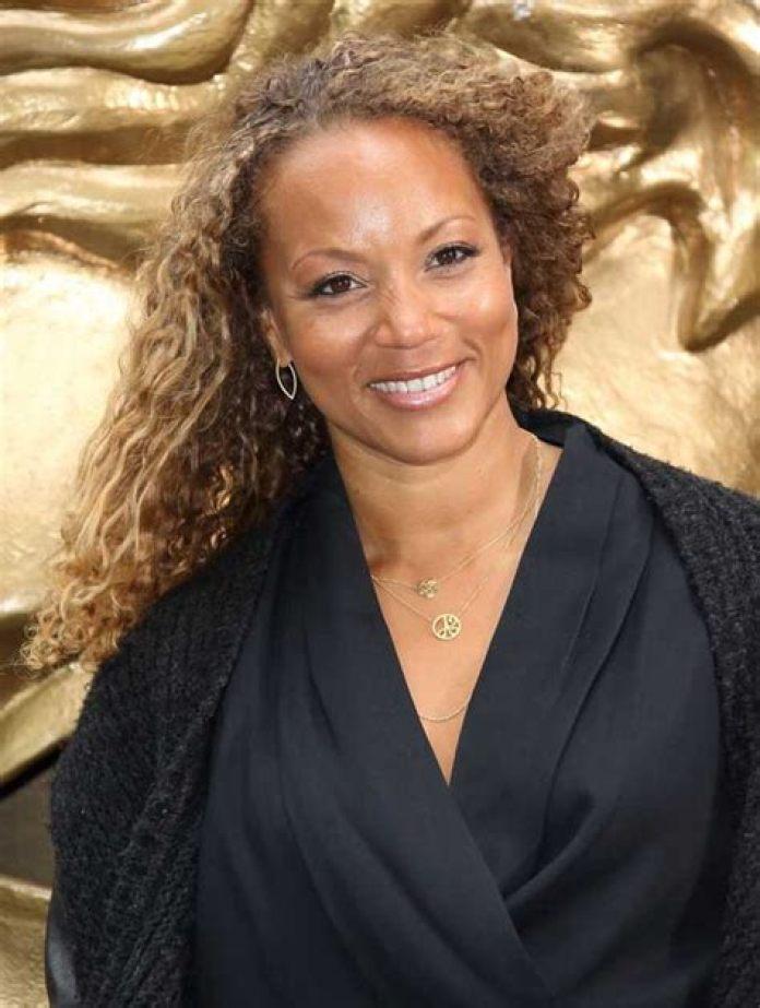 Angela Griffin Sexiest Pictures (39 Photos)