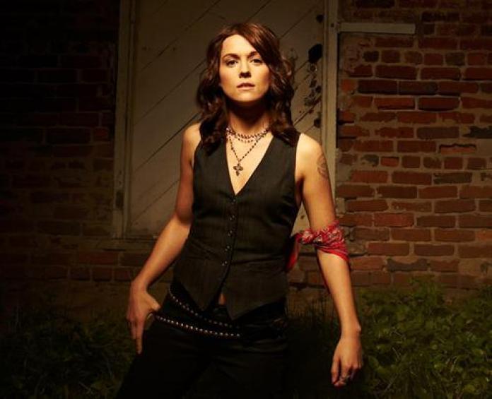 Brandi Carlile Hottest Pictures 39 Photos – Page 2 Of 4 – The Viraler