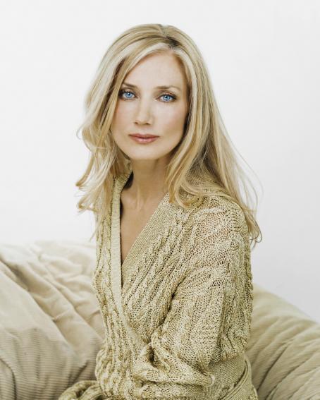 Joely Richardson Hottest Pictures (40 Photos)