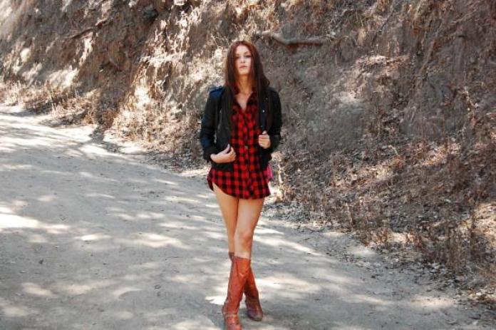 Scout Taylor-Compton Sexiest Pictures (39 Photos)