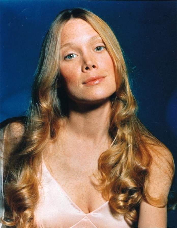 Sissy Spacek Sexiest Pictures (39 Photos)