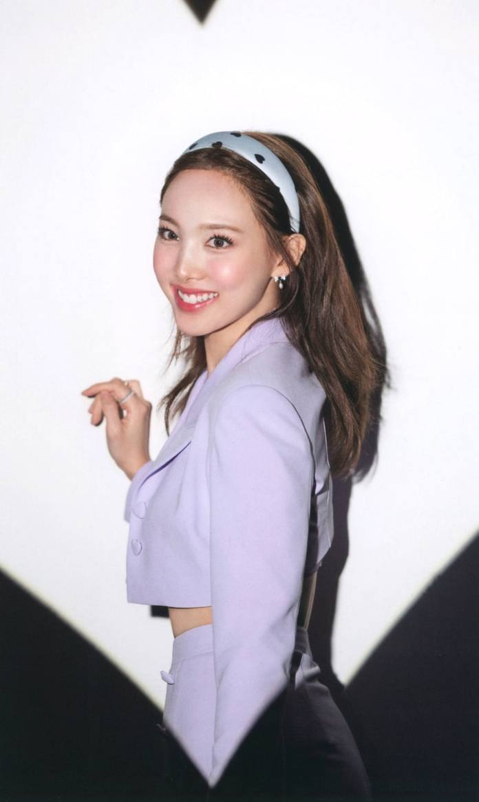 Nayeon Sexiest Pictures (39 Photos)