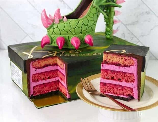 Unbelievably Realistic Cake Masterpieces