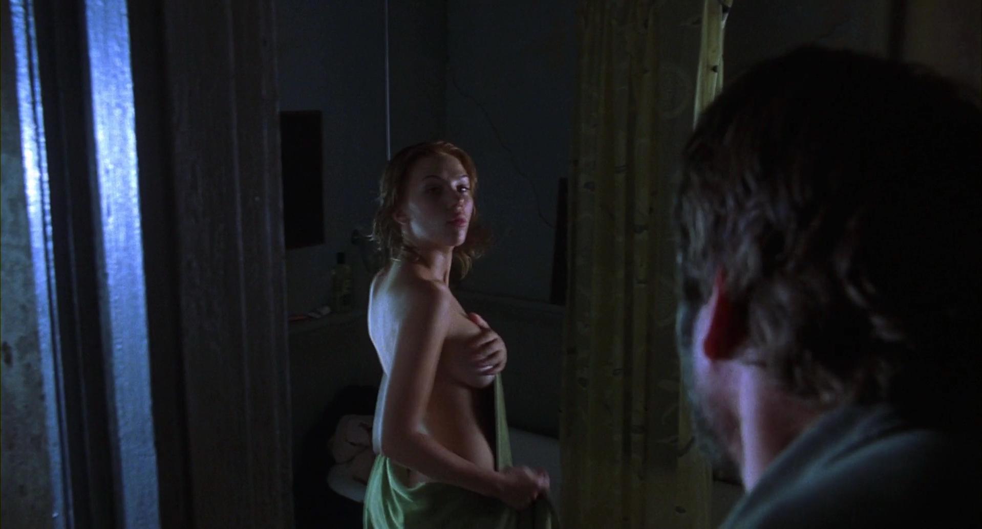 Scarlett Johansson sexy – A Love Song for Bobby Long (2004)